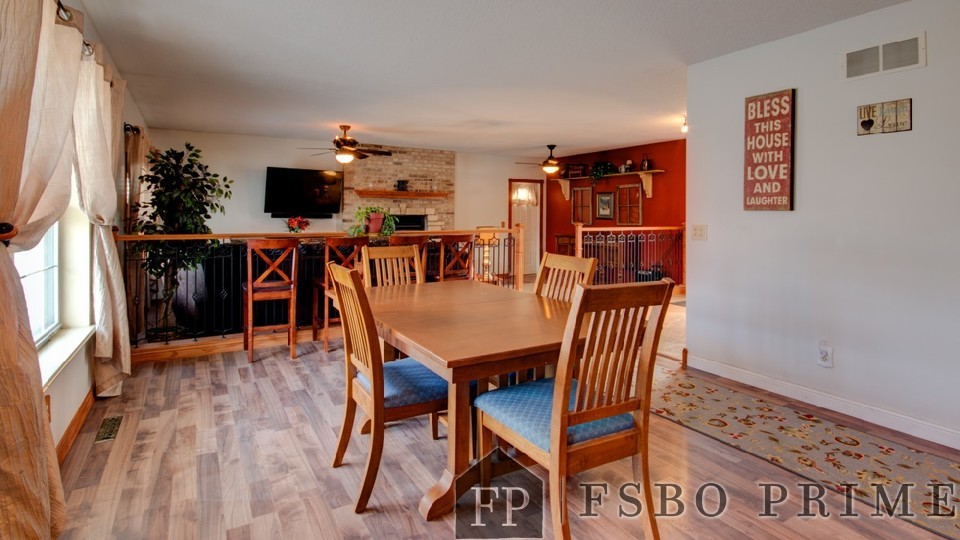 302 13th Ave S Cordova, Illinois